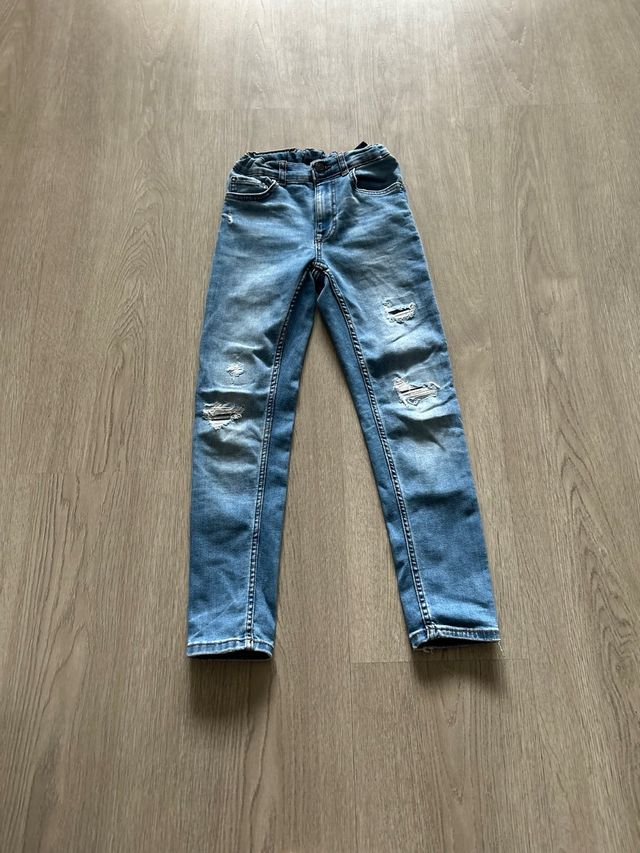 Vaqueros desgastados para niño