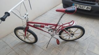 Bicicleta BMX BH California Roja