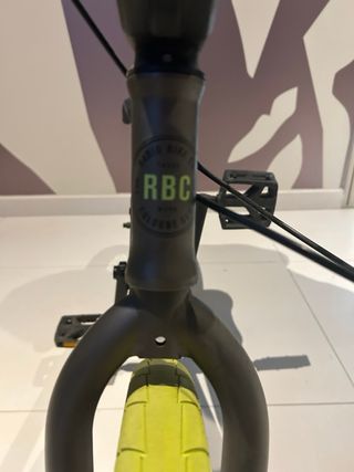 Bicicleta de BMX verde nueva sin usar de marca RBC