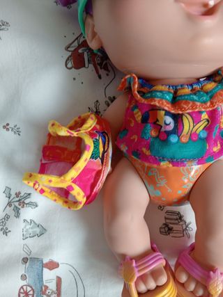 Muñeca Bebé Llorón con accesorios
