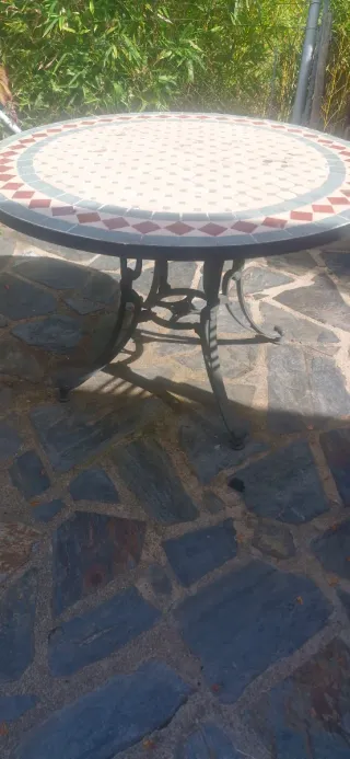 Set tavolo e sedie in ferro da esterno