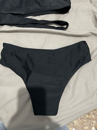 Bikini negro