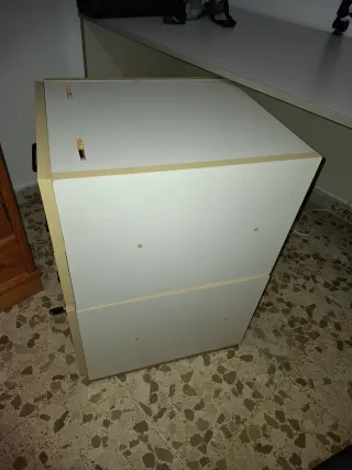 Dos cajoneras (sólo recogida)