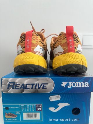 Zapatillas trail Joma Sima TKSML52526 Talla 39