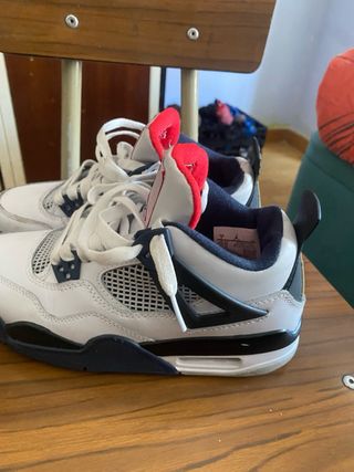 Jordan 4 Retro (GS) White Oreo