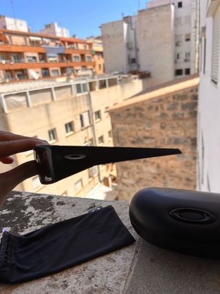 Gafas de sol Oakley Negras