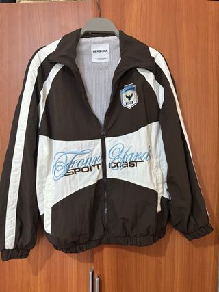 Chaqueta Bershka Mónaco 1985 Rompevientos Talla M