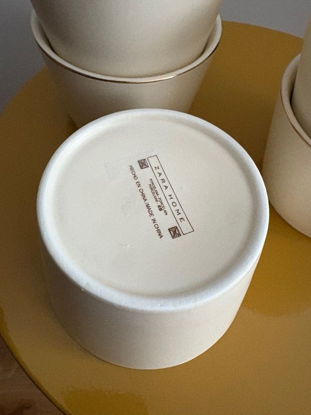 Cuencos con filo de oro de Zara Home