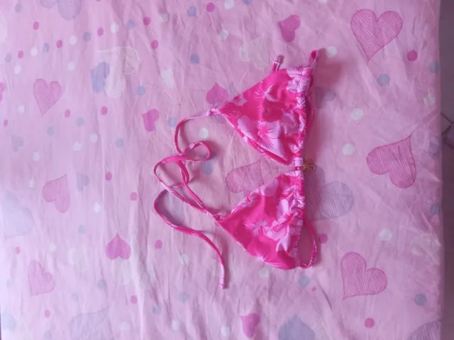 Bikini fucsia con estampado de flores