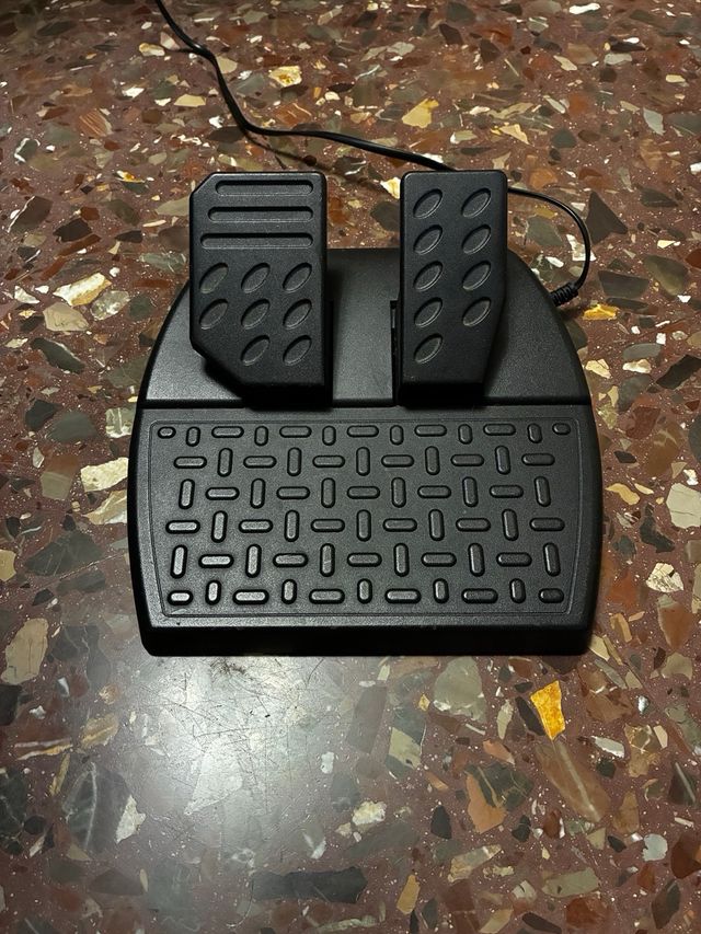 Volante y Pedales PS3/PC