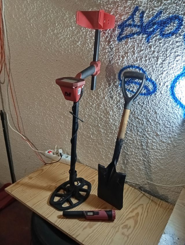 Minelab Vanquish 340 Detector de Metales