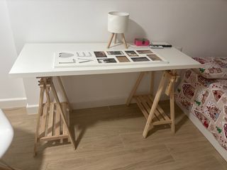 Mesa de escritorio Ikea blanca madera