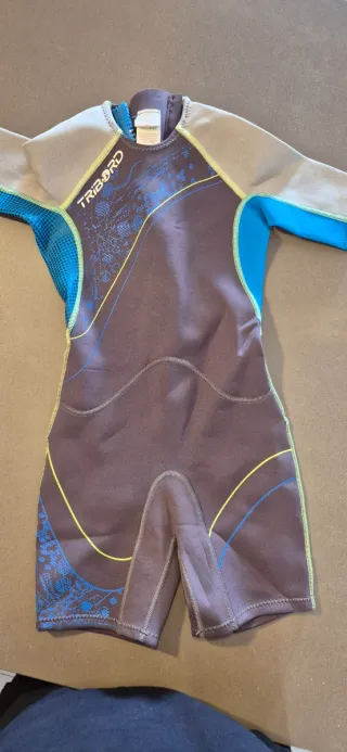 Neopreno corto TRIBORD talla 8