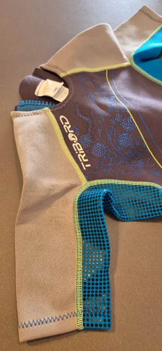 Neopreno corto TRIBORD talla 8