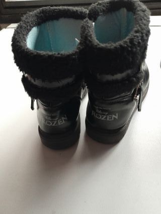 Botines niña charol negros