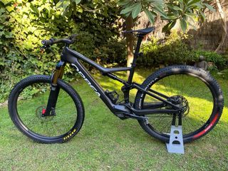 Orbea Rise M15 Carbono+  Kashima Edición Limitada
