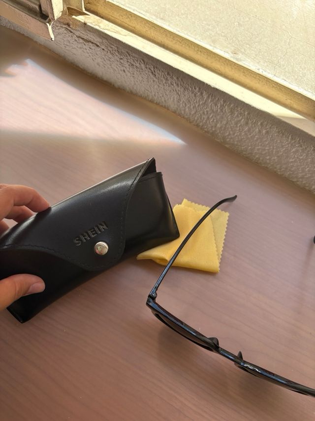 Gafas de sol Shein negras