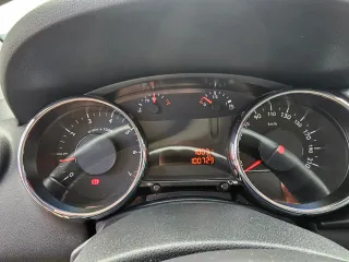 Peugeot 3008 2011
