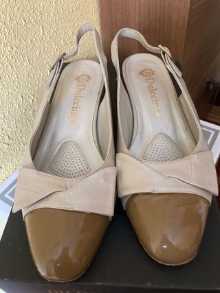 Zapatos Piedeli charol T35