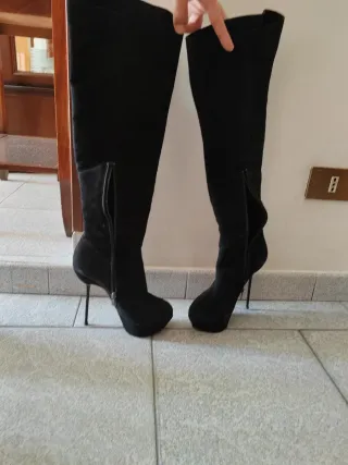 Stivali neri tacco alto