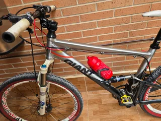 Bicicleta Giant Doble Suspensión