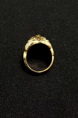 Sello León Macizo Oro 18k