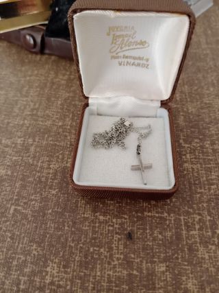 Cadena con colgante de cruz Joyeria El Monte