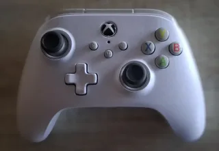 Mando Xbox por cable Blanco (No funciona)