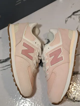 Zapatillas New Balance 36 Rosa y Blanco