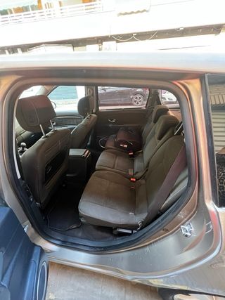 Renault Grand Scenic 2009