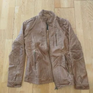 Cazadora motera Bershka S marrón claro