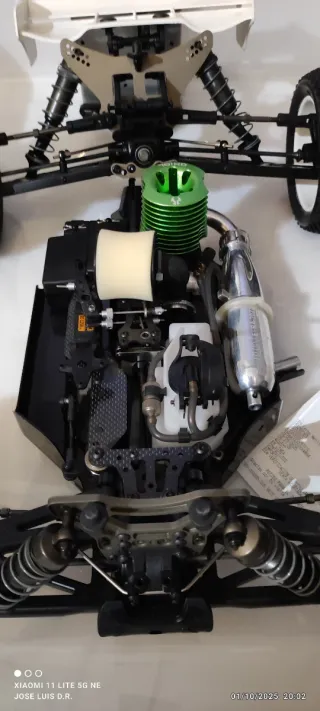 Coche RC Profesional Nitro + accesorios. 