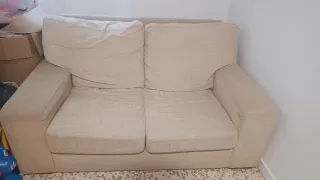 Sofá de 2 plazas beige