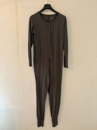 2 Monos pijamas Esmara gris.