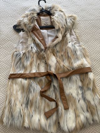 Colete Tiffosi pelo sintético cinto castanho