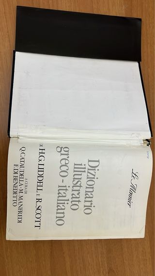 Dizionario illustrato greco-italiano