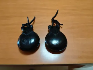 Castañuelas negras para niña