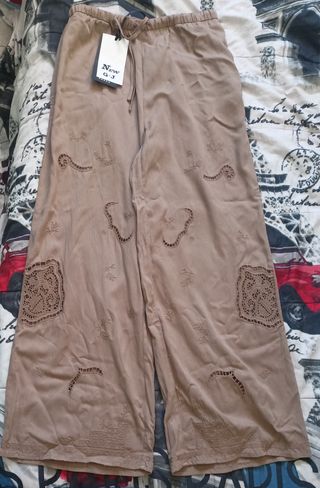 Pantalón ancho New G-J Talla M