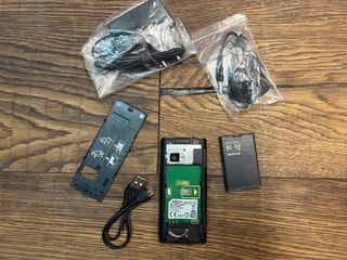 Nokia X6-00 come nuovo!!!