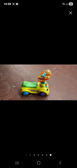 Coche correpasillos infantil amarillo