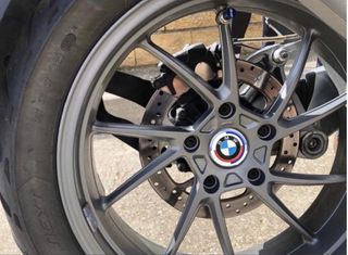 Tapa Embellecedr Aniversario Moto BMW 1x6€ y 2x11€
