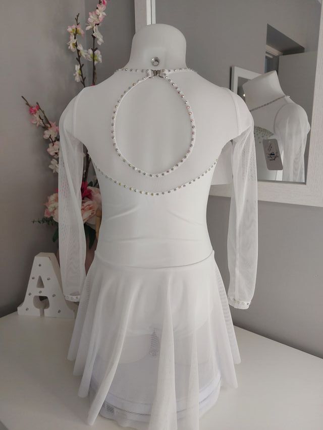 Maillot patinaje blanco con pedrería