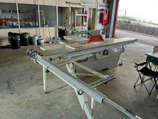 Sierra de carpintería profesional