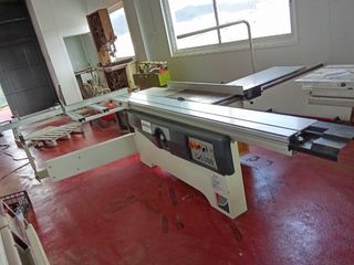 Sierra de carpintería profesional