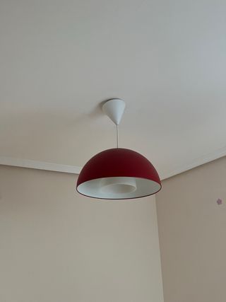Lámpara techo roja y blanca, Ikea