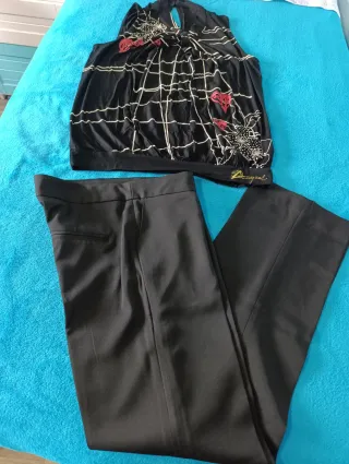 Conjunto Top y Pantalón Negro.