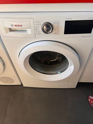 Lavadora Bosch Serie 6 para piezas. 