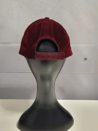 Cappellino in velluto taglia U colore bordeaux