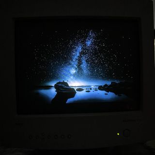 Monitor CRT NEC MultiSync P750