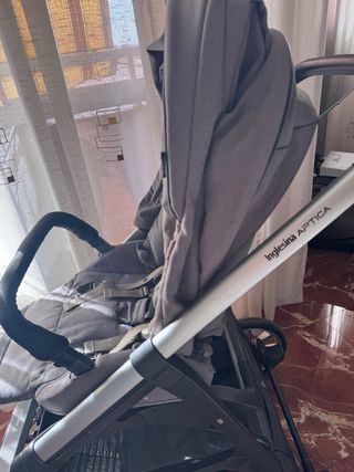 Silla de paseo Inglesina Aptica Gris+ REGALOmochil